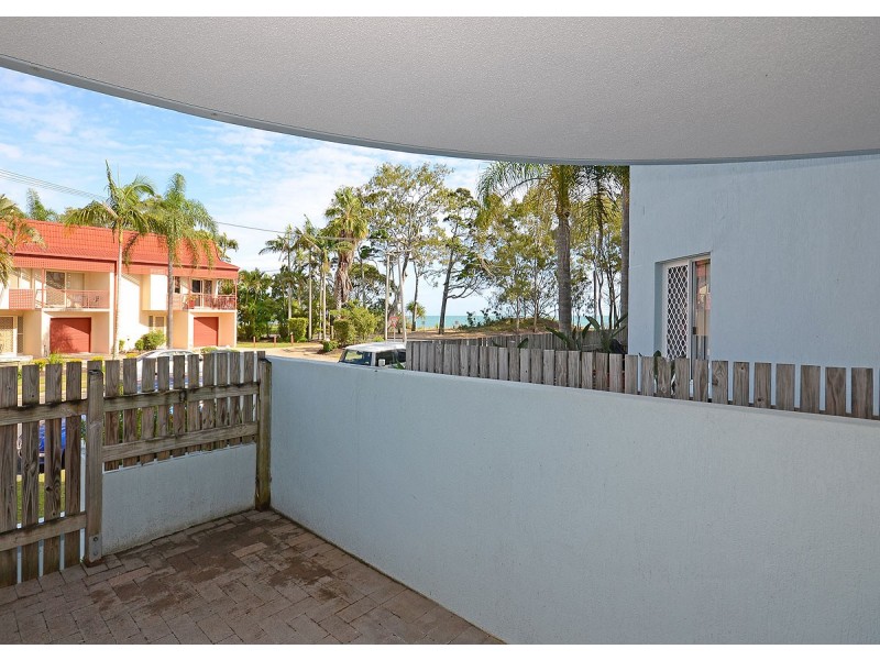 4/458 Esplanade, Torquay QLD 4655
