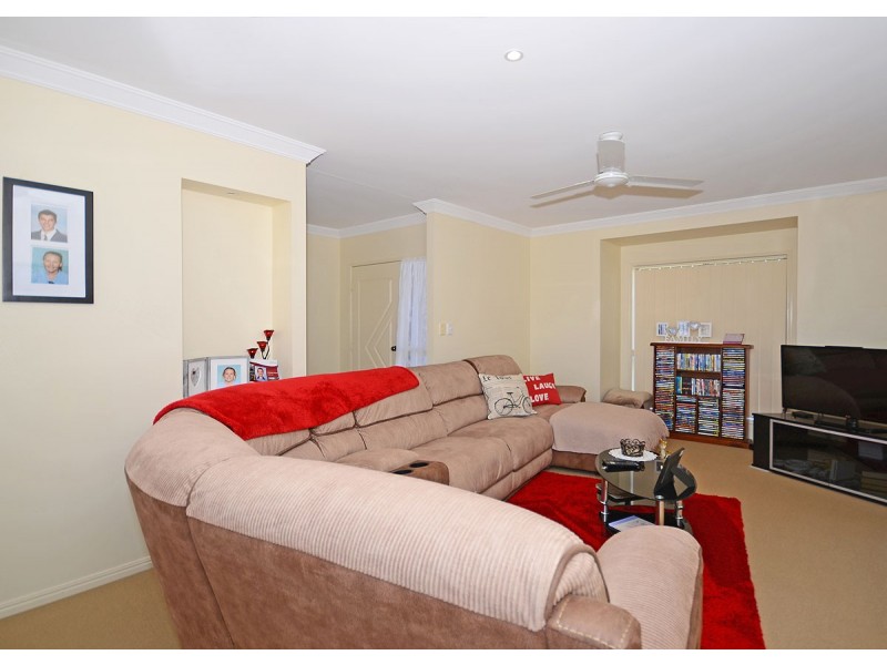 8 Whistler Court, Eli Waters QLD 4655