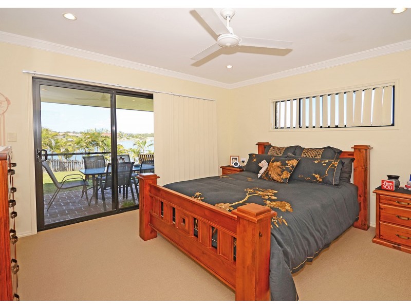 8 Whistler Court, Eli Waters QLD 4655