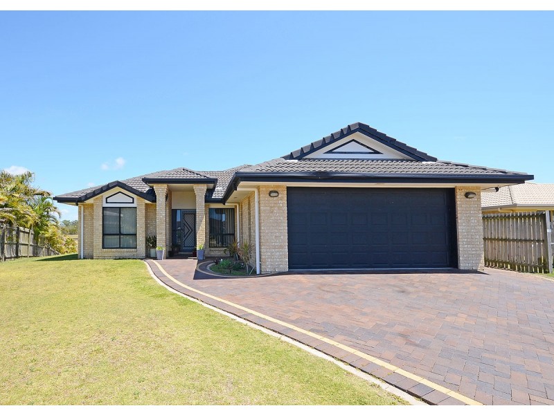 8 Whistler Court, Eli Waters QLD 4655