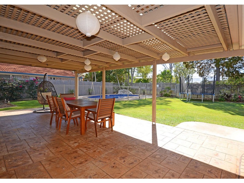 6 Rialto Court, Urangan QLD 4655