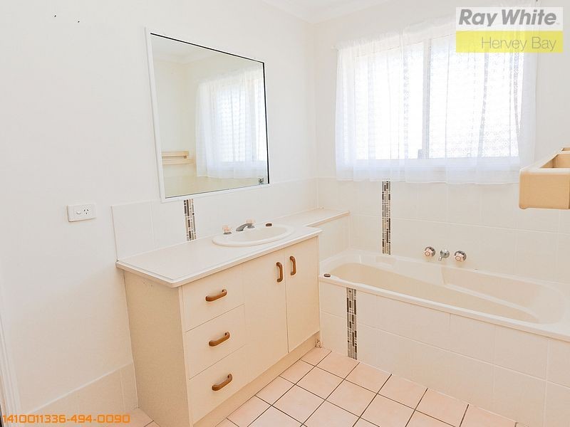 40 Tristania Crescent, Urangan QLD 4655