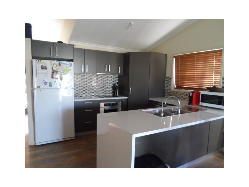 30 Fairway Drive, Urraween QLD 4655