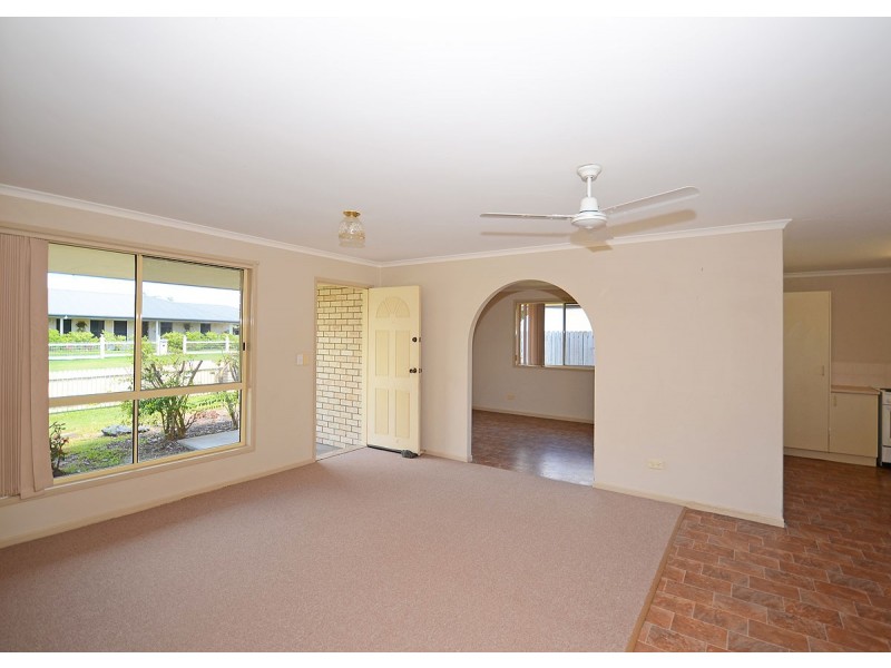23 Tristania Crescent, Urangan QLD 4655