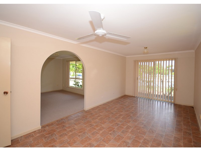 23 Tristania Crescent, Urangan QLD 4655