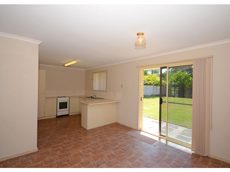 23 Tristania Crescent, Urangan QLD 4655