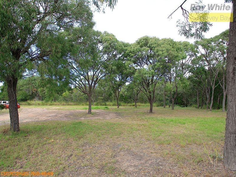 67 Moolyyir Street, Urangan QLD 4655