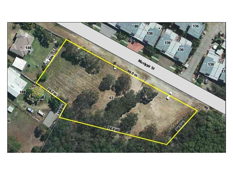 67 Moolyyir Street, Urangan QLD 4655