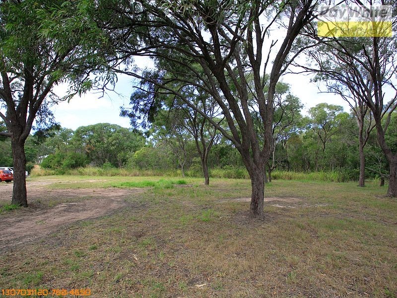 67 Moolyyir Street, Urangan QLD 4655