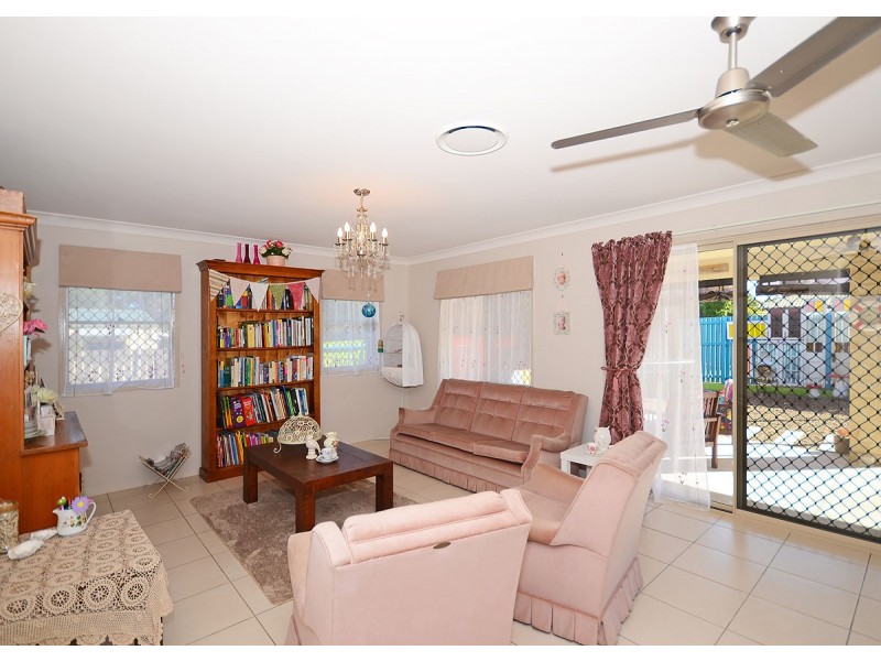 15 John Street, Scarness QLD 4655