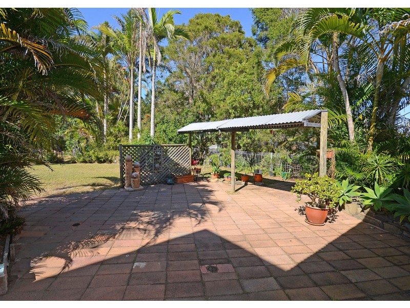 597 Boat Harbour Drive, Urangan QLD 4655