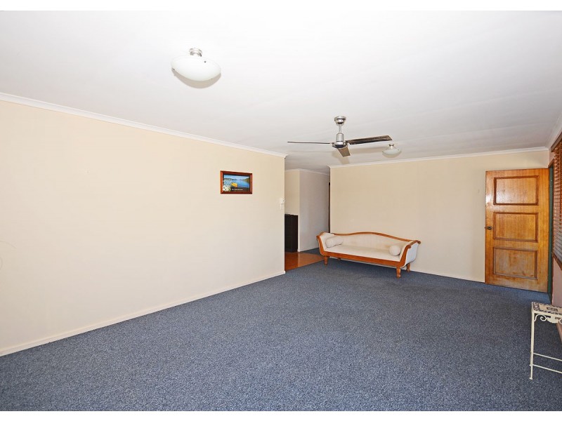 597 Boat Harbour Drive, Urangan QLD 4655