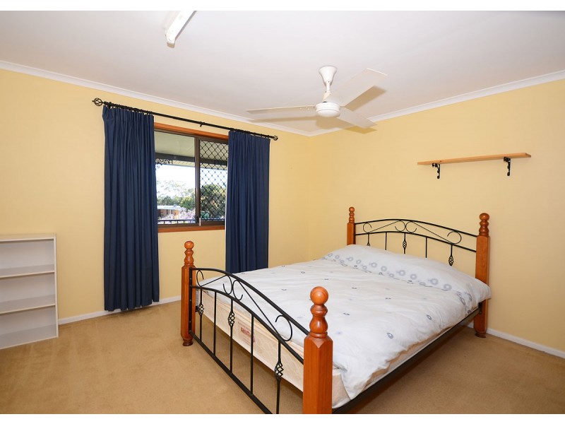 597 Boat Harbour Drive, Urangan QLD 4655