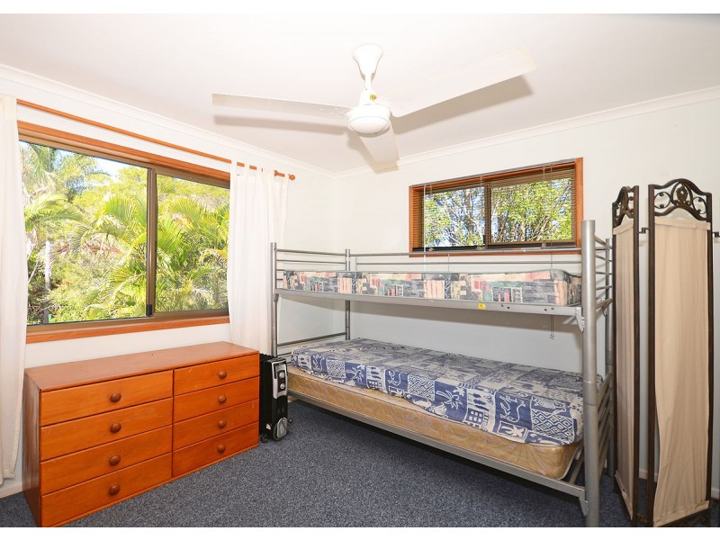 597 Boat Harbour Drive, Urangan QLD 4655
