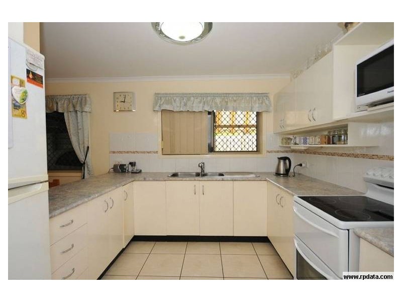 4 Vista Court, Pialba QLD 4655