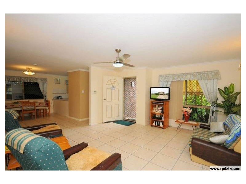 4 Vista Court, Pialba QLD 4655