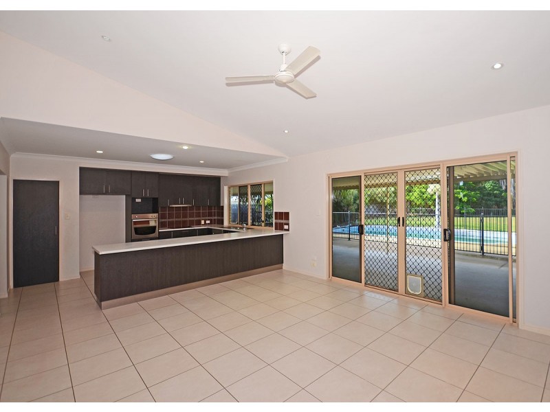 37 Seahorse Circuit, Dundowran Beach QLD 4655