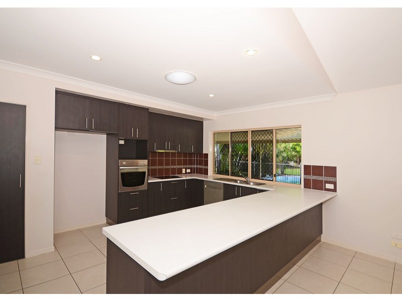 37 Seahorse Circuit, Dundowran Beach QLD 4655