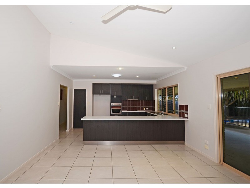 37 Seahorse Circuit, Dundowran Beach QLD 4655