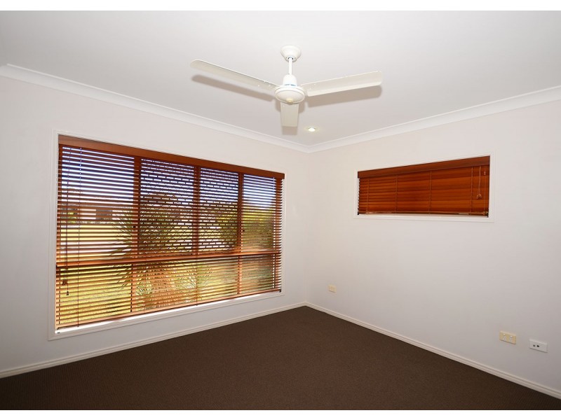 37 Seahorse Circuit, Dundowran Beach QLD 4655