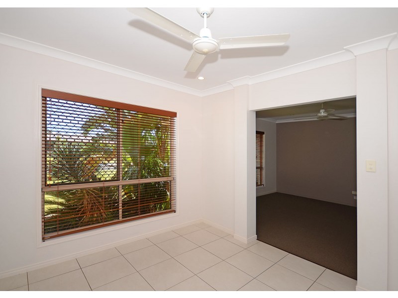 37 Seahorse Circuit, Dundowran Beach QLD 4655