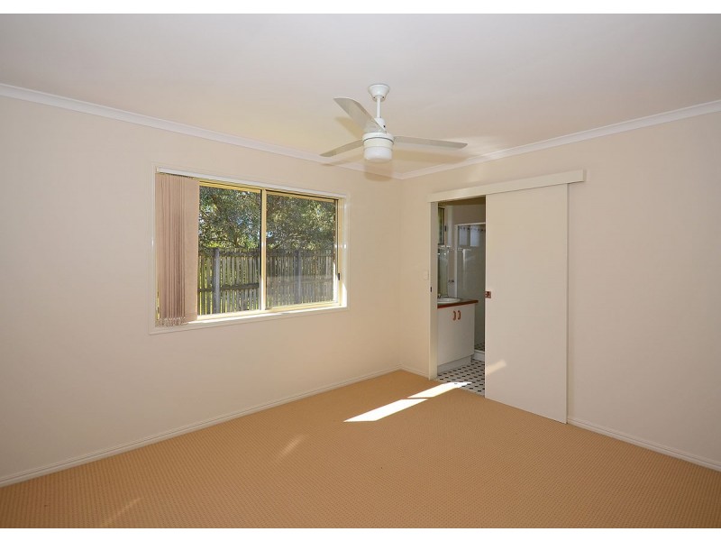 2-4 Sittella Close, Eli Waters QLD 4655