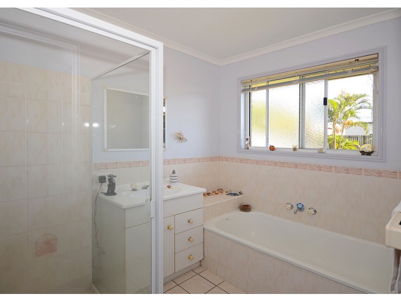 68 Old Maryborough Road, Pialba QLD 4655