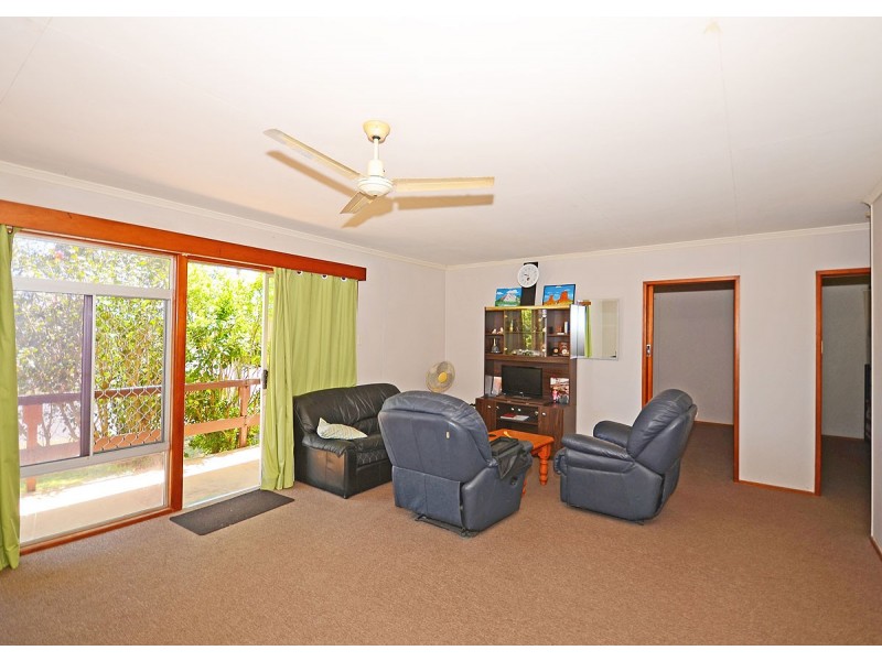2 Tom Street, Pialba QLD 4655