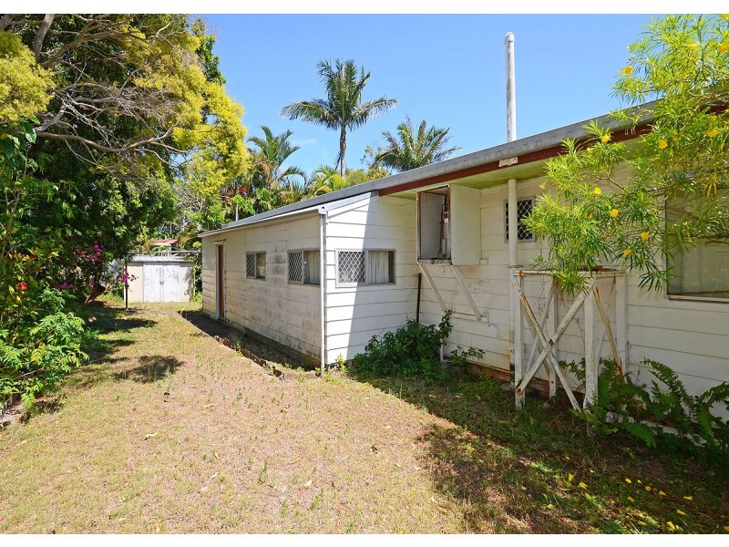 2 Tom Street, Pialba QLD 4655