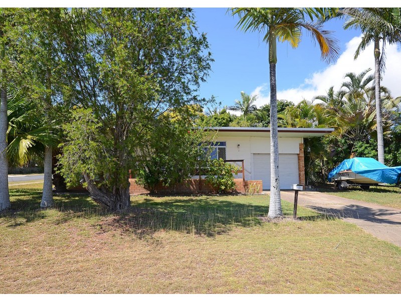 2 Tom Street, Pialba QLD 4655