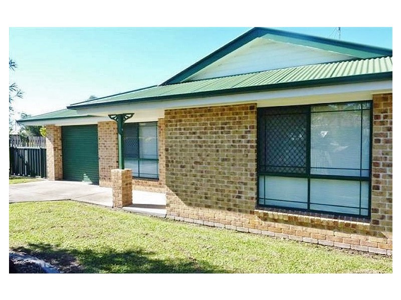5 Carrie Court, Torquay QLD 4655