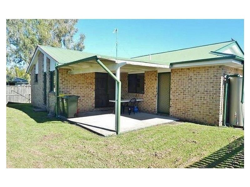 5 Carrie Court, Torquay QLD 4655
