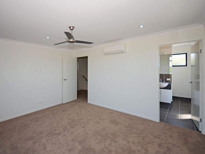 53 Barramundi Dr, Burrum Heads QLD 4659