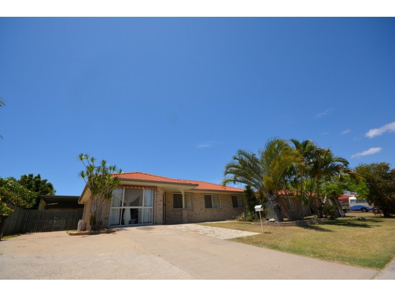 216 Pulgul Street, Urangan QLD 4655