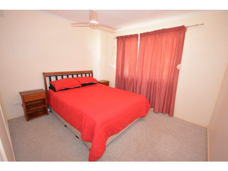 216 Pulgul Street, Urangan QLD 4655