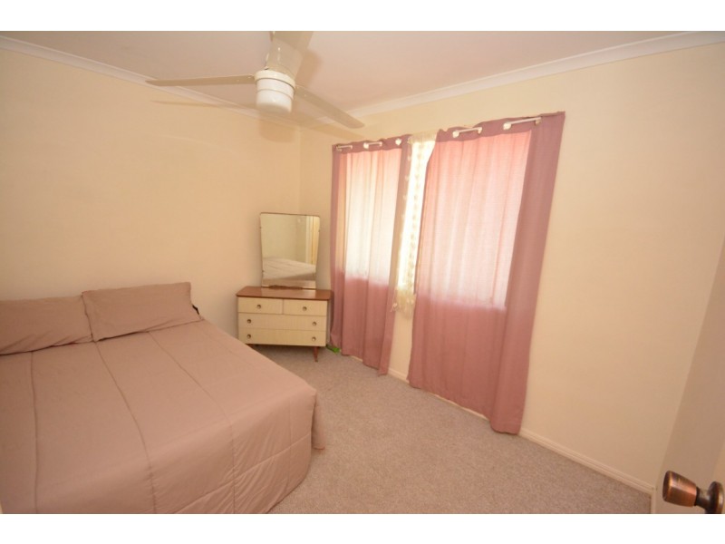 216 Pulgul Street, Urangan QLD 4655