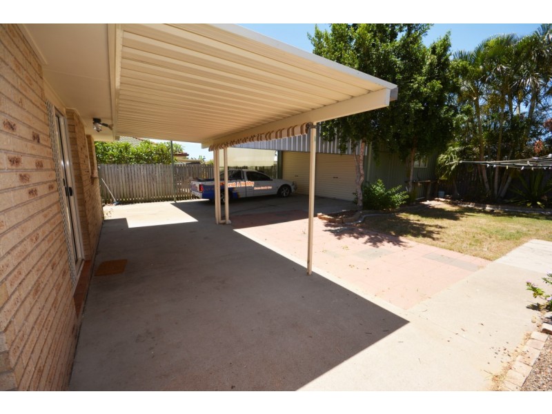 216 Pulgul Street, Urangan QLD 4655