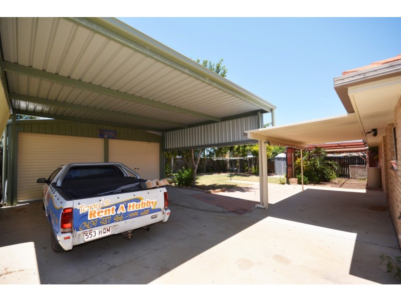 216 Pulgul Street, Urangan QLD 4655