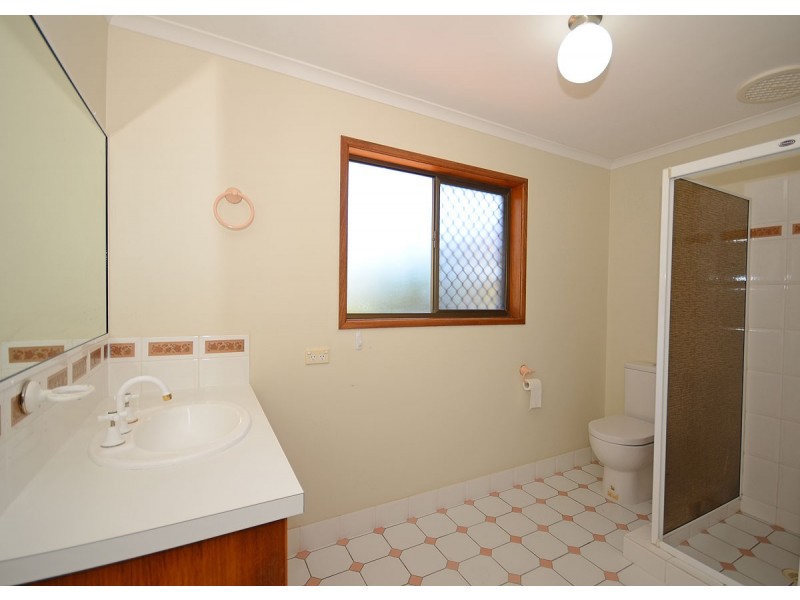 63 Drummond Street, Urangan QLD 4655