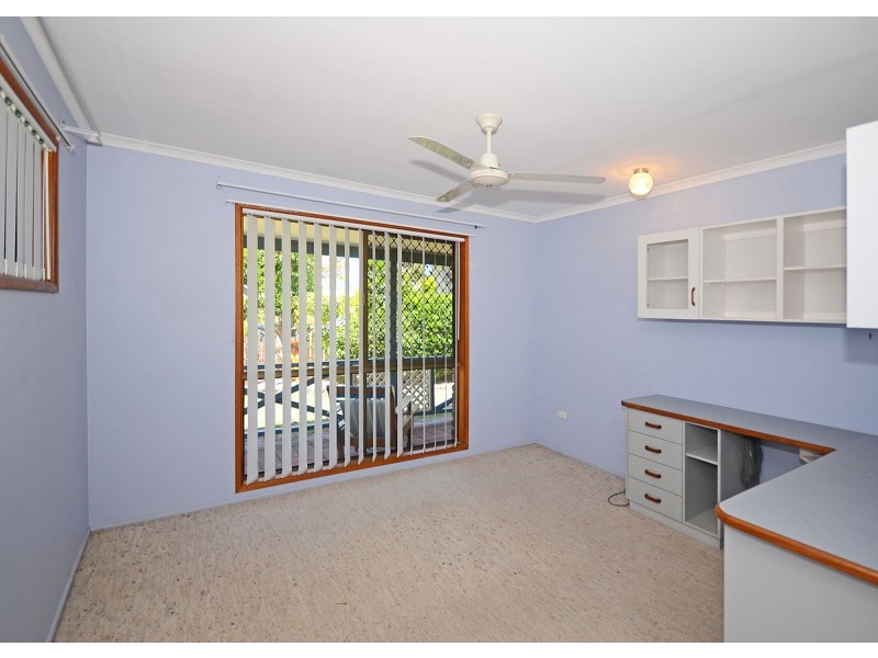 63 Drummond Street, Urangan QLD 4655