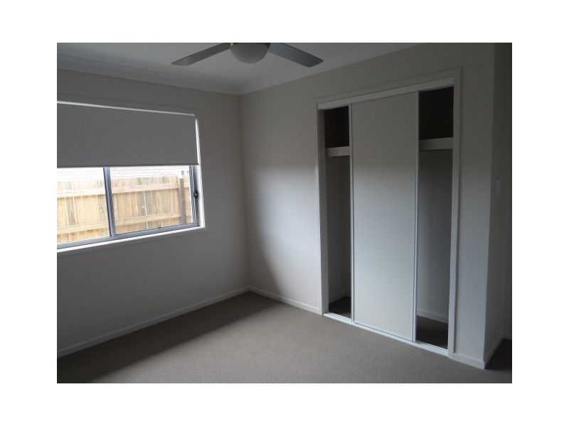 6 Parame, Nikenbah QLD 4655