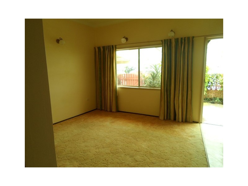 48 MANT, Point Vernon QLD 4655