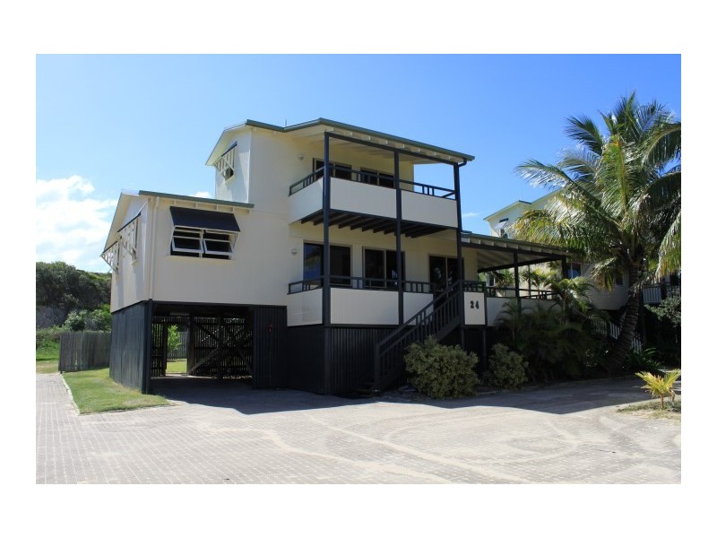 House 24 Williams Avenue, Fraser Island QLD 4581