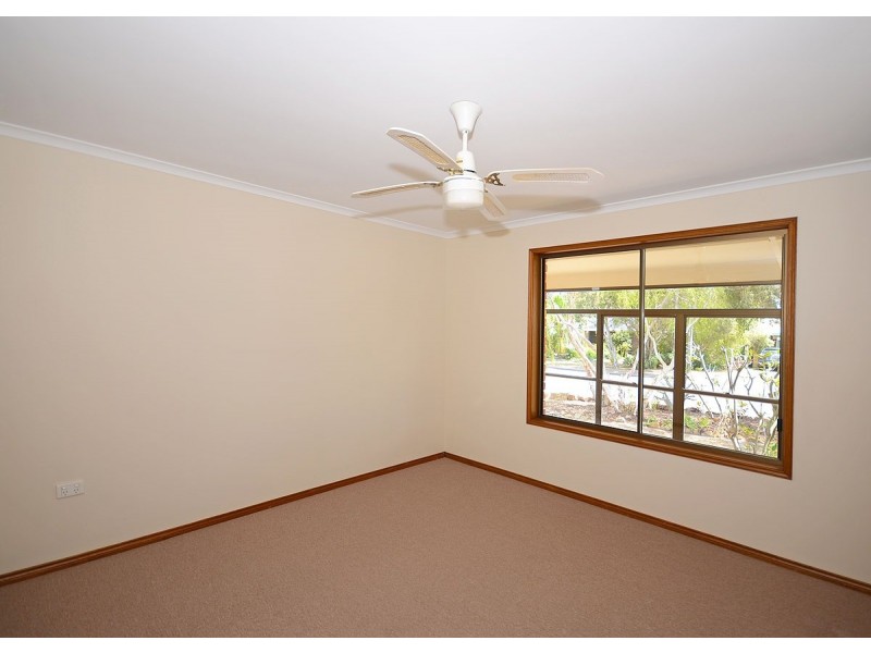35 Bruce Street, Torquay QLD 4655