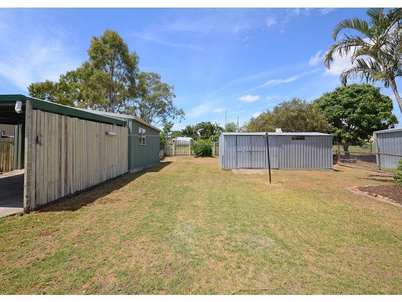35 Bruce Street, Torquay QLD 4655