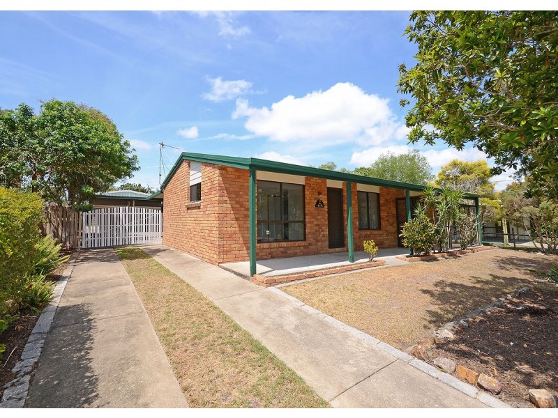 35 Bruce Street, Torquay QLD 4655