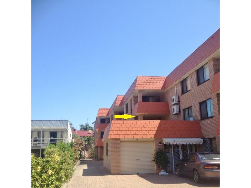 2/479 Esplanade, Torquay QLD 4655