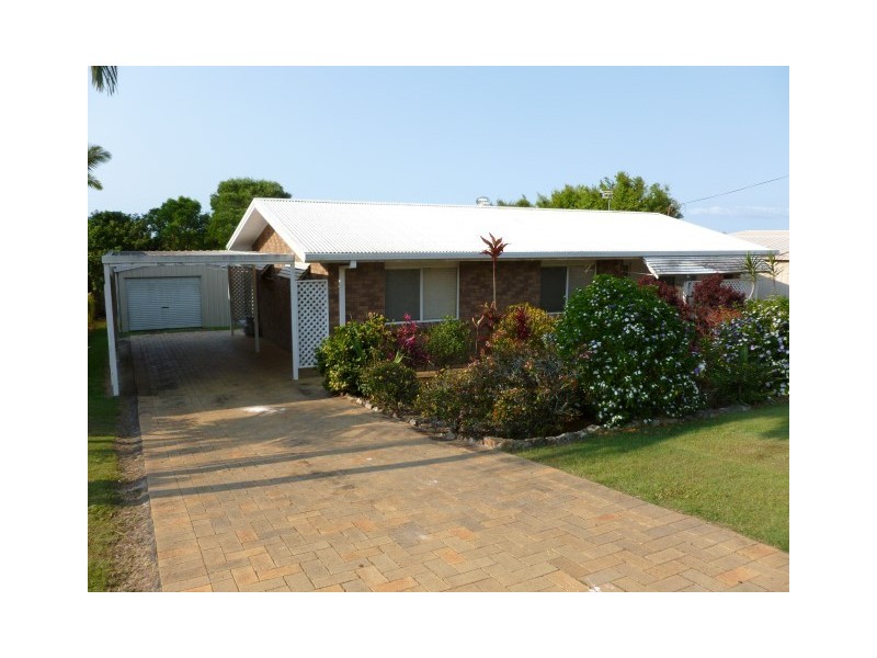12 Waigani Avenue, Kawungan QLD 4655