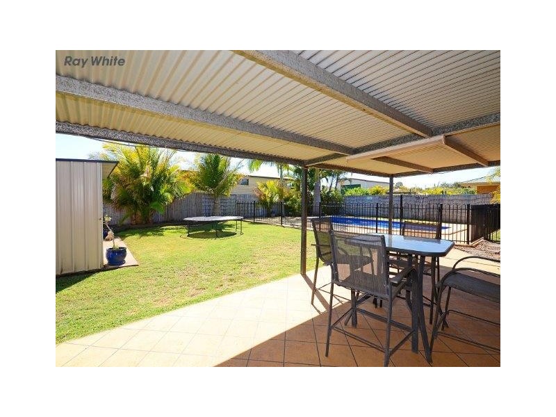 7 Chanak Close, Point Vernon QLD 4655