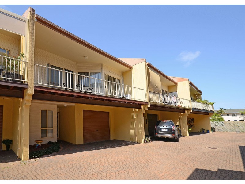 2/16-18 McKean Road, Scarness QLD 4655